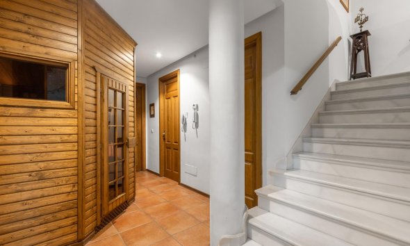 Resale - Villa - Torrevieja - La Veleta