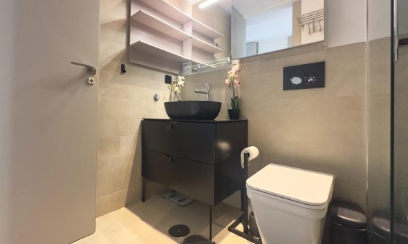 Resale - Apartment - Orihuela Costa - Los Dolses
