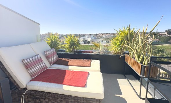 Resale - Apartment - Orihuela Costa - Los Dolses
