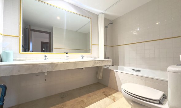 Resale - Apartment - Torrevieja - Punta Prima