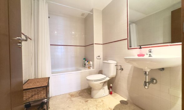 Resale - Apartment - Torrevieja - Punta Prima