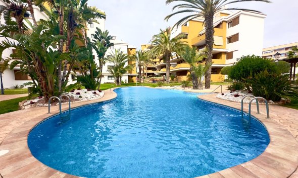 Resale - Apartment - Torrevieja - Punta Prima