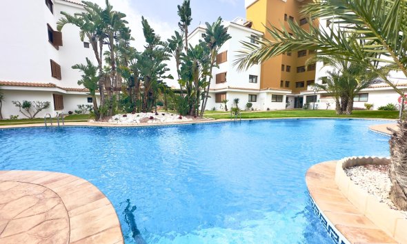Resale - Apartment - Torrevieja - Punta Prima