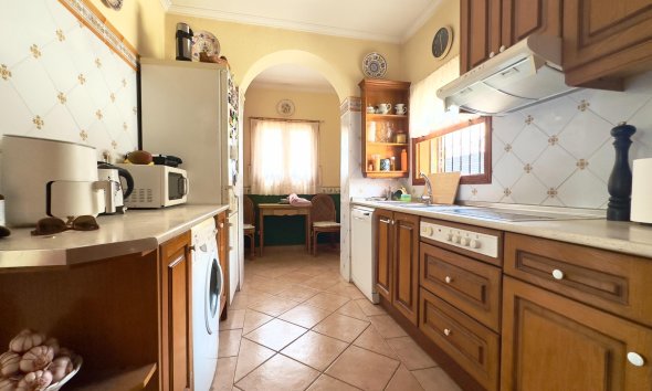 Resale - Villa - Orihuela Costa - La Zenia