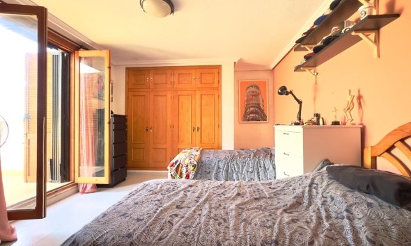 Resale - Villa - Orihuela Costa - La Zenia