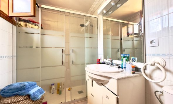 Resale - Villa - Orihuela Costa - La Zenia