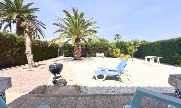 Resale - Villa - Orihuela Costa - La Zenia