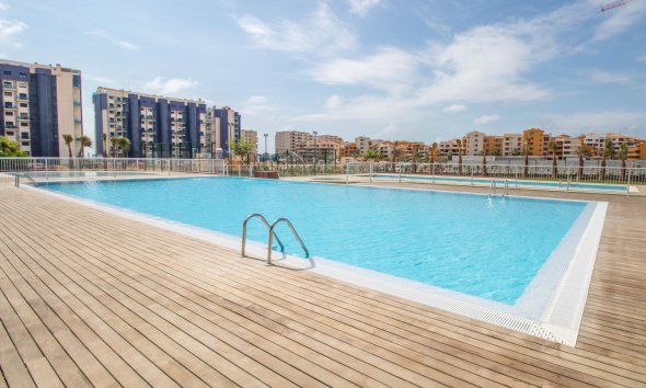 Resale - Apartment - Torrevieja - Punta Prima