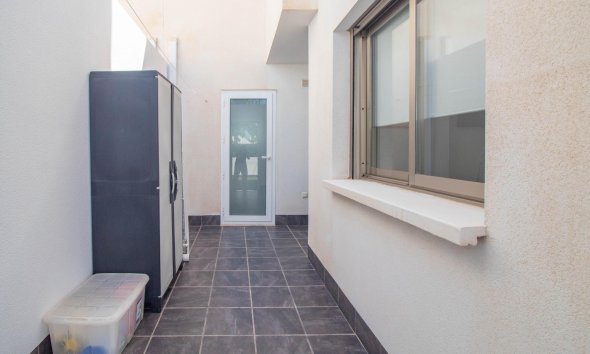 Resale - Bungalow - Pilar de la Horadada - Torre de la Horadada