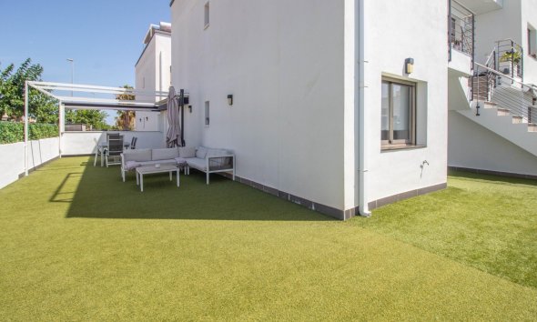Resale - Bungalow - Pilar de la Horadada - Torre de la Horadada