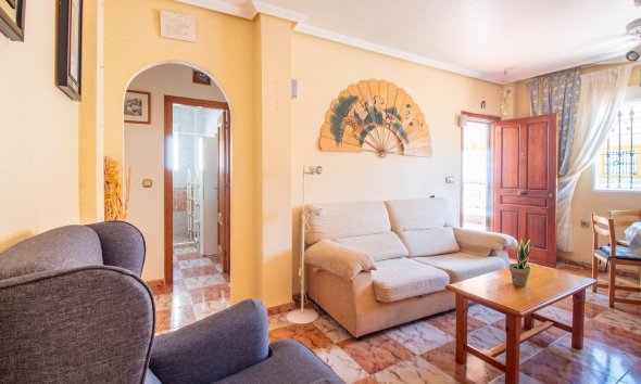Resale - Terraced house / Townhouse - Orihuela Costa - La Zenia