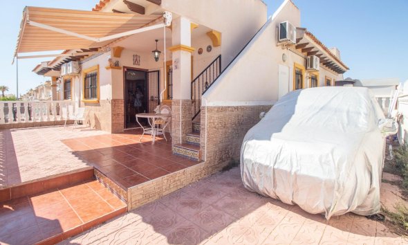 Resale - Terraced house / Townhouse - Orihuela Costa - La Zenia