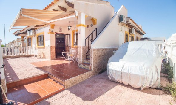 Resale - Terraced house / Townhouse - Orihuela Costa - La Zenia
