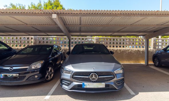Resale - Apartment - Orihuela Costa - Campoamor
