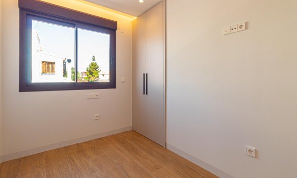 Resale - Villa - Santiago de la Ribera - Playa de santiago de la ribera
