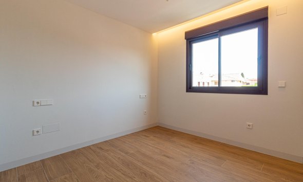 Resale - Villa - Santiago de la Ribera - Playa de santiago de la ribera