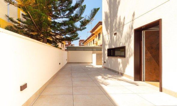 Resale - Villa - Santiago de la Ribera - Playa de santiago de la ribera