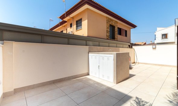 Resale - Villa - Santiago de la Ribera - Playa de santiago de la ribera