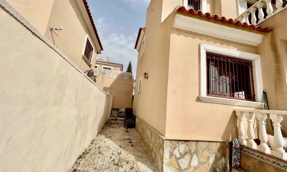 Reventa - Villa - Orihuela Costa - Blue Lagoon