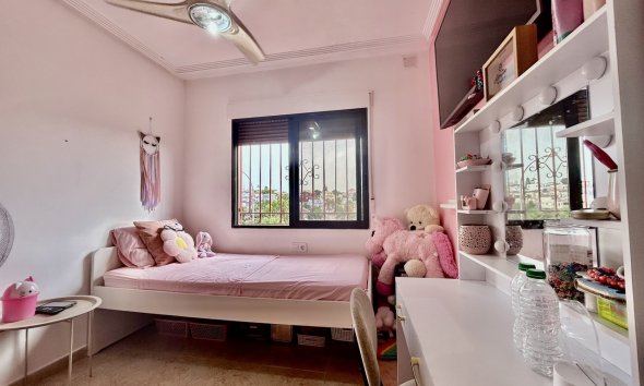Reventa - Villa - Orihuela Costa - Blue Lagoon
