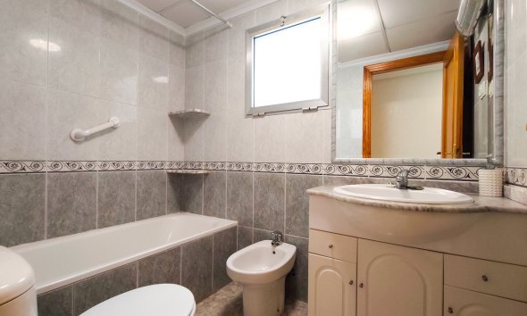 Rynek Wtórny - Apartament / Duplex - Guardamar del Segura