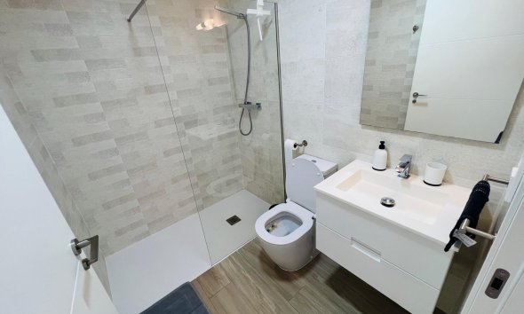 Resale - Apartment - Entre Naranjos - Entre Naranjos - Vistabella Golf