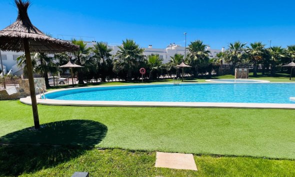 Resale - Apartment - Entre Naranjos - Entre Naranjos - Vistabella Golf