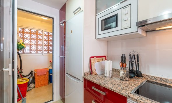 Resale - Apartment - Orihuela Costa - Villamartín