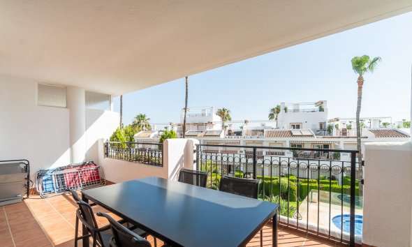 Resale - Apartment - Orihuela Costa - Villamartín