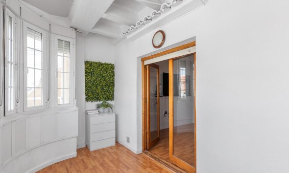 Resale - Apartment - Torrevieja - Playa del Cura