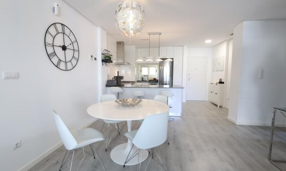 Resale - Apartment - Orihuela Costa - Los Dolses