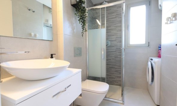 Resale - Apartment - Orihuela Costa - Los Dolses