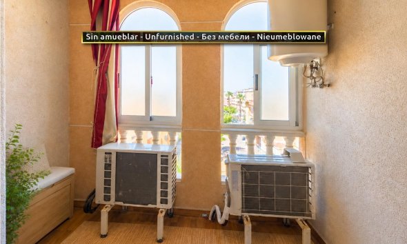 Resale - Apartment - Torrevieja - Parque de Las Naciones