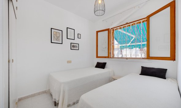 Resale - Bungalow - Torrevieja - Los Frutales