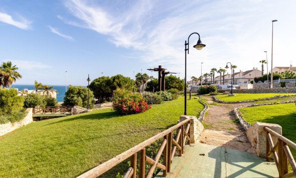 Resale - Bungalow - Torrevieja - Los Frutales
