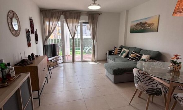 Resale - Apartment - Orihuela Costa - La Fuente