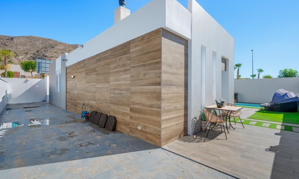 Resale - Villa - Fortuna - Urbanizacion Las Kalendas