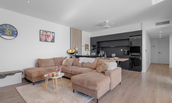 Resale - Villa - Fortuna - Urbanizacion Las Kalendas