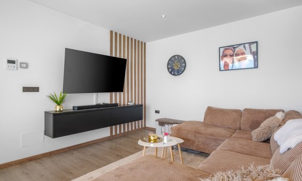 Resale - Villa - Fortuna - Urbanizacion Las Kalendas