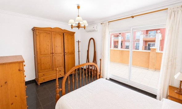 Resale - Apartment - Torrevieja - Playa de los Locos