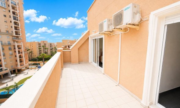 Resale - Apartment - Torrevieja - Playa de los Locos