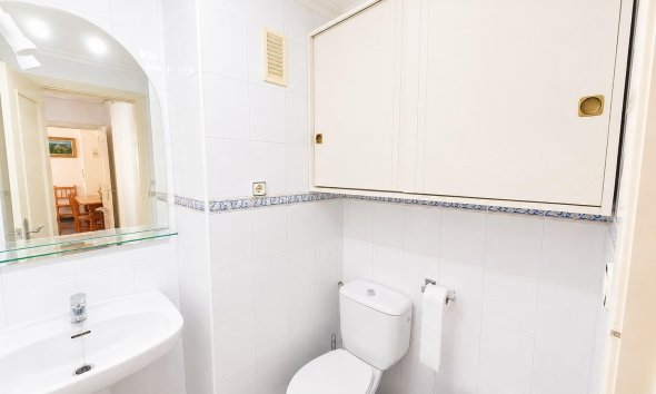 Resale - Apartment - Torrevieja - Playa de los Locos