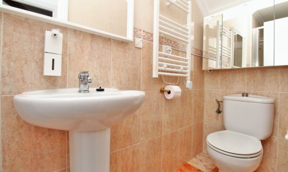 Resale - Terraced house / Townhouse - Orihuela Costa - Cabo Roig