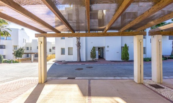 Resale - Apartment - Orihuela Costa - Las Colinas Golf
