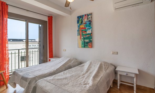 Resale - Apartment - Orihuela Costa - Cabo Roig
