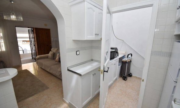 Resale - Terraced house / Townhouse - Punta Prima