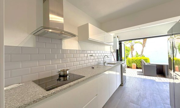 Resale - Terraced house / Townhouse - Orihuela Costa - Villamartín