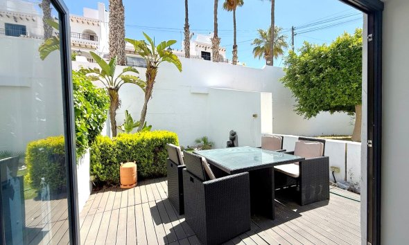 Resale - Terraced house / Townhouse - Orihuela Costa - Villamartín