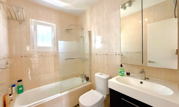 Resale - Terraced house / Townhouse - Orihuela Costa - Villamartín
