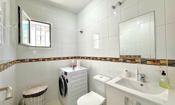 Resale - Terraced house / Townhouse - Orihuela Costa - Villamartín